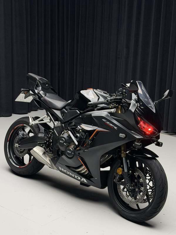二手本田CBR650R