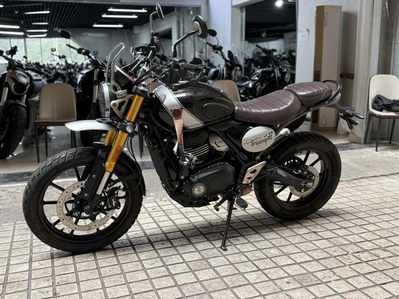 二手凯旋Scrambler 400 X