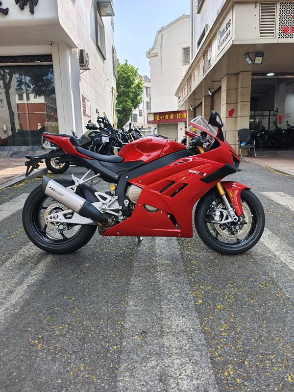二手张雪机车820RR