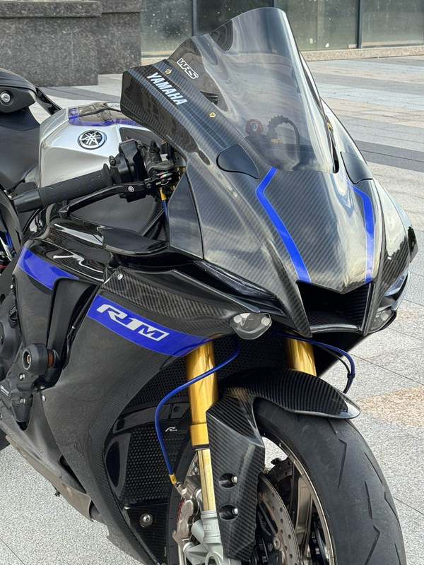 二手雅马哈YZF-R1