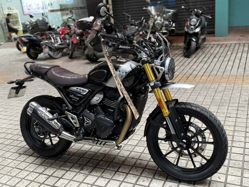 二手凯旋Scrambler 400 X