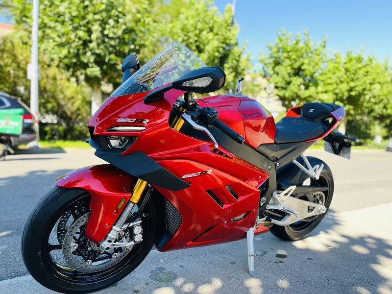 二手张雪机车820RR