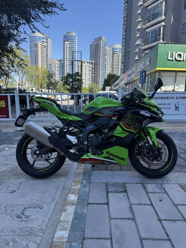二手川崎ZX-4R