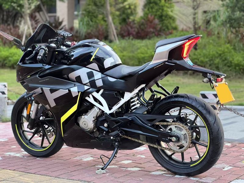 二手春风250SR