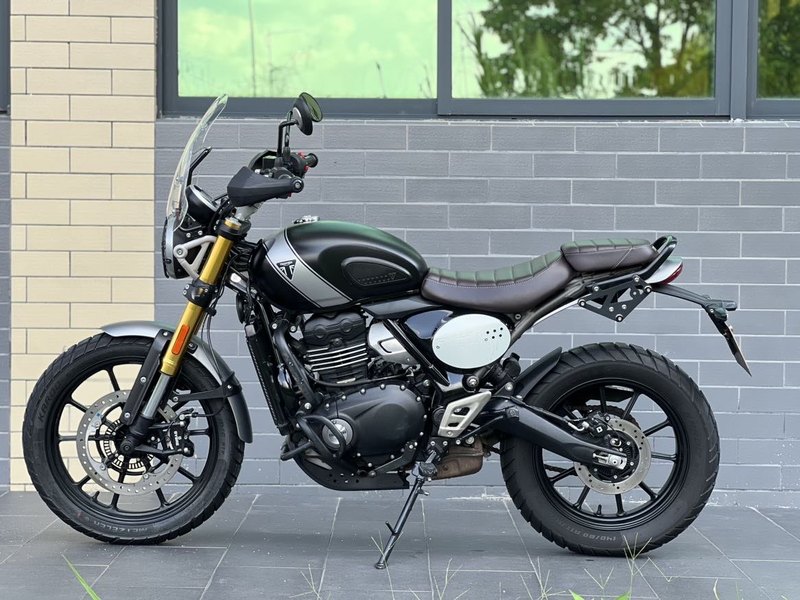 二手凯旋Scrambler 400 X