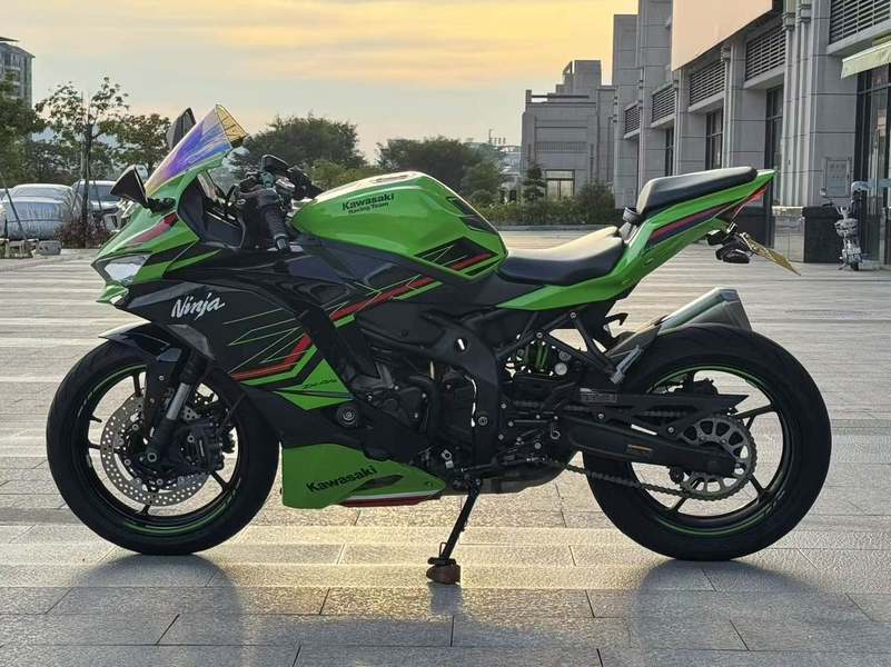 二手川崎ZX-4R