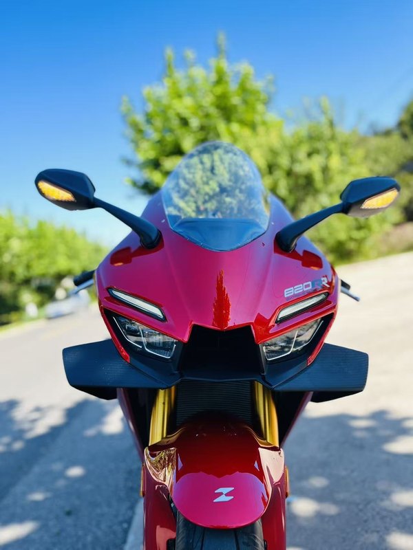 二手张雪机车820RR