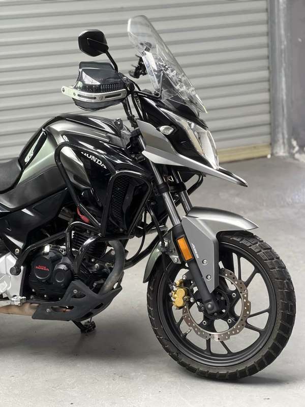 二手五羊本田猛鸷 CB190X