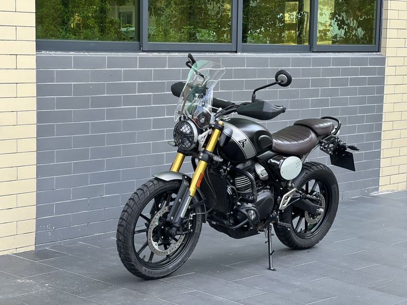 二手凯旋Scrambler 400 X