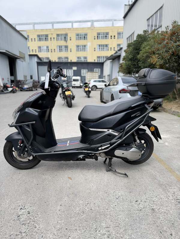 二手QJMOTOR鸿150RS