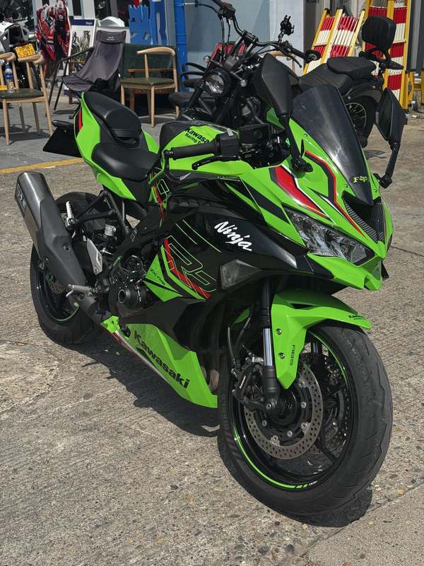 二手川崎ZX-4R