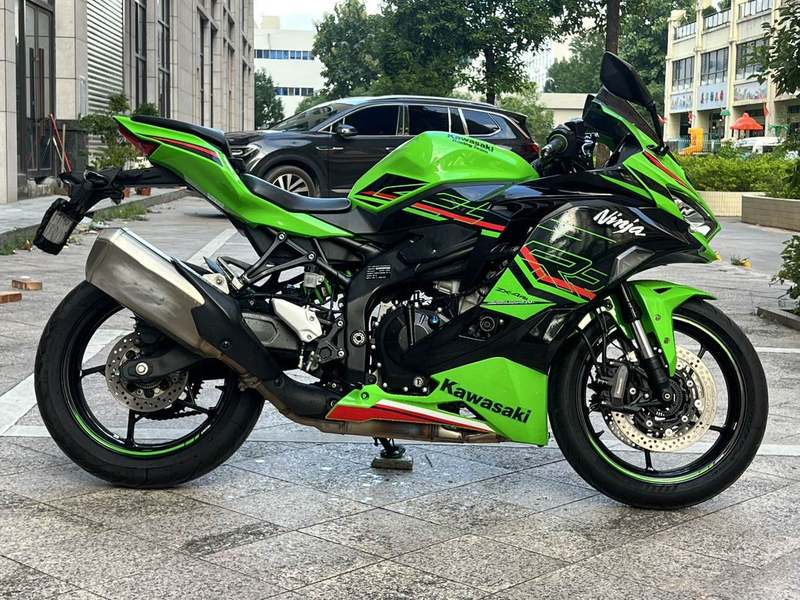 二手川崎ZX-4R