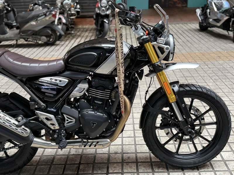 二手凯旋Scrambler 400 X