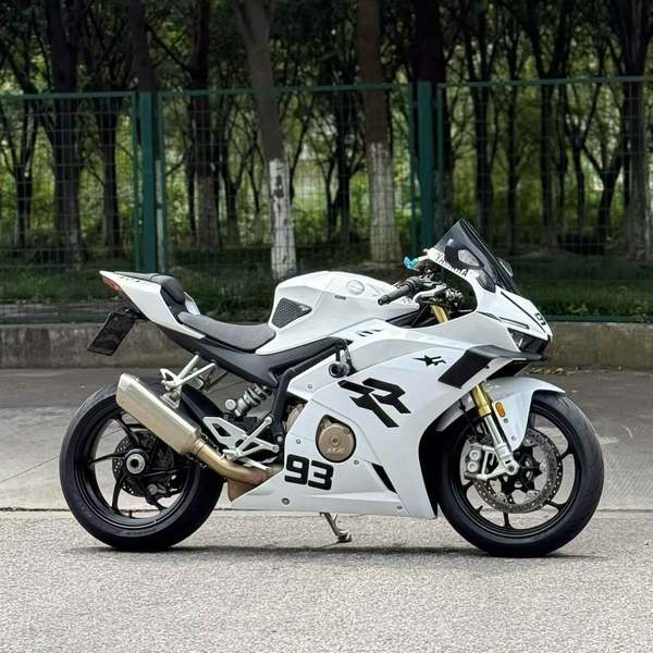 二手张雪机车500RR
