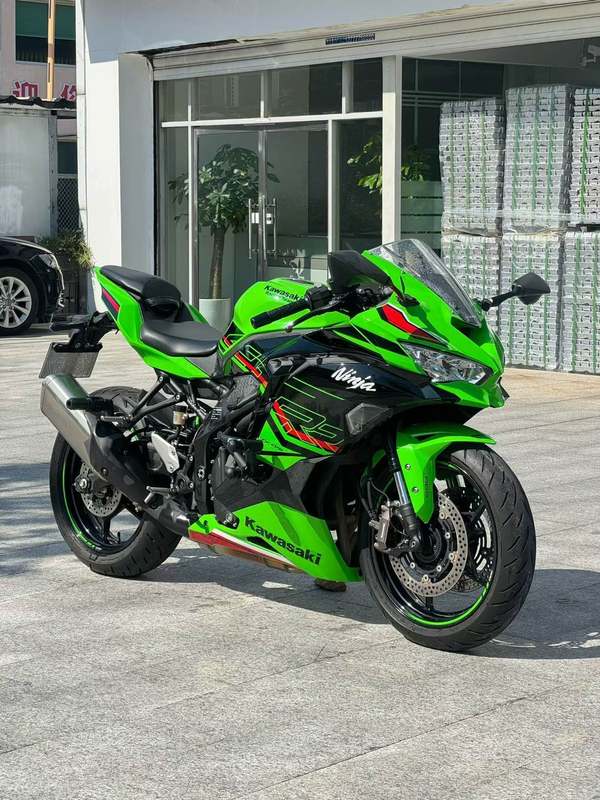 二手川崎ZX-4R