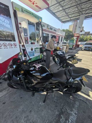 二手川崎ZX-4R