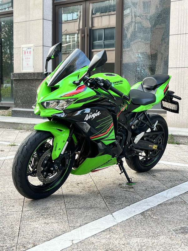 二手川崎ZX-4R