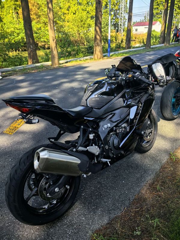 二手川崎ZX-4R