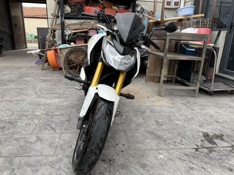 二手五羊本田CB190R 暴锋眼