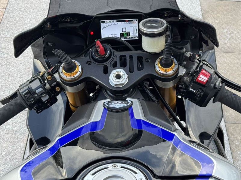 二手雅马哈YZF-R1