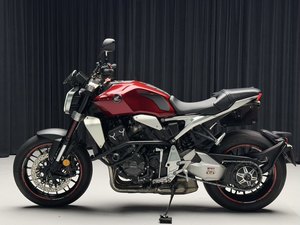 二手本田CB1000R