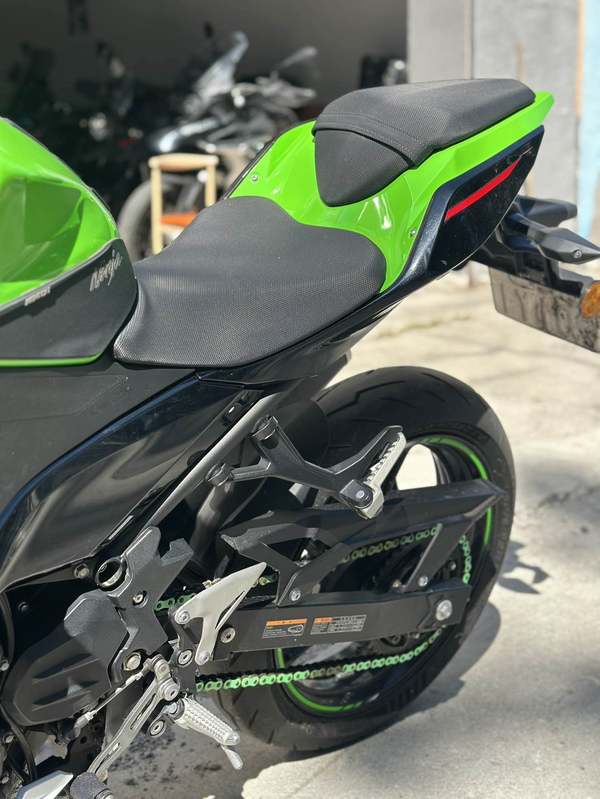 二手川崎Ninja 400