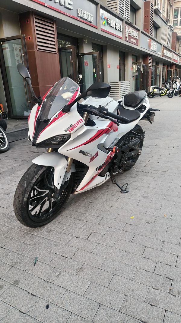 二手QJMOTOR赛250