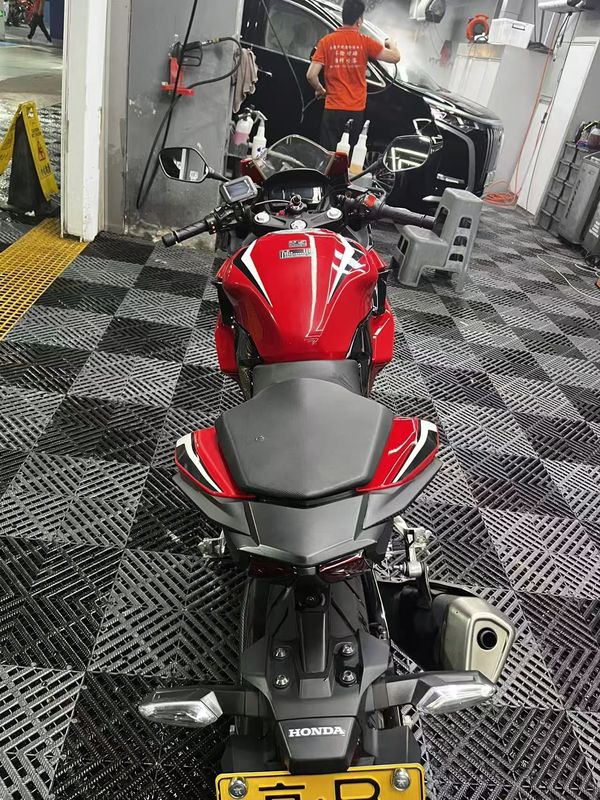 二手本田CBR400R