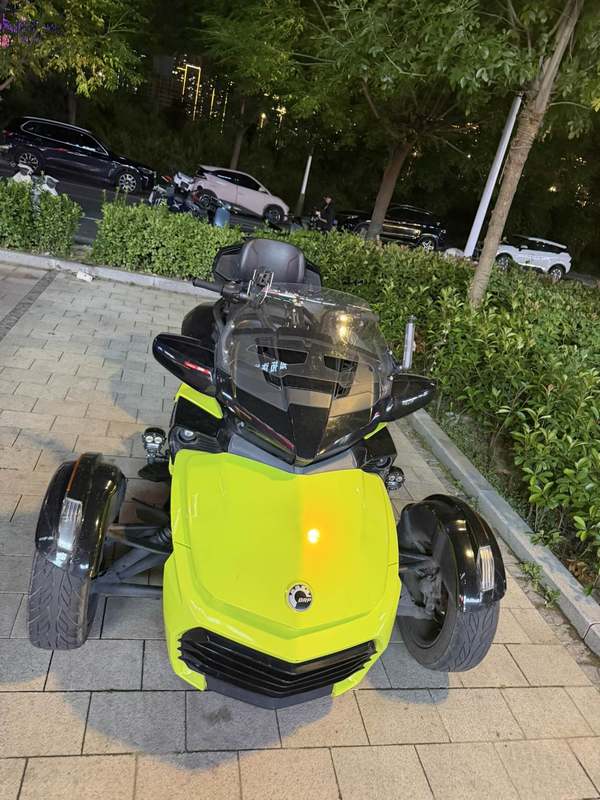 二手庞巴迪Spyder F3 