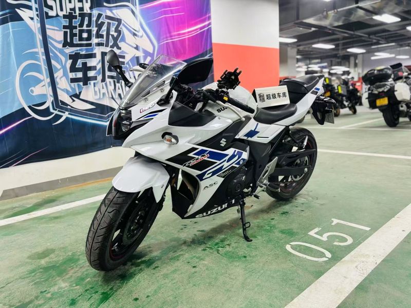 二手豪爵铃木GSX250R