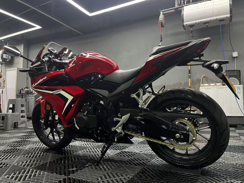 二手本田CBR400R