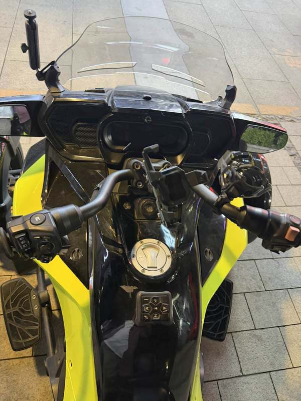 二手庞巴迪Spyder F3 