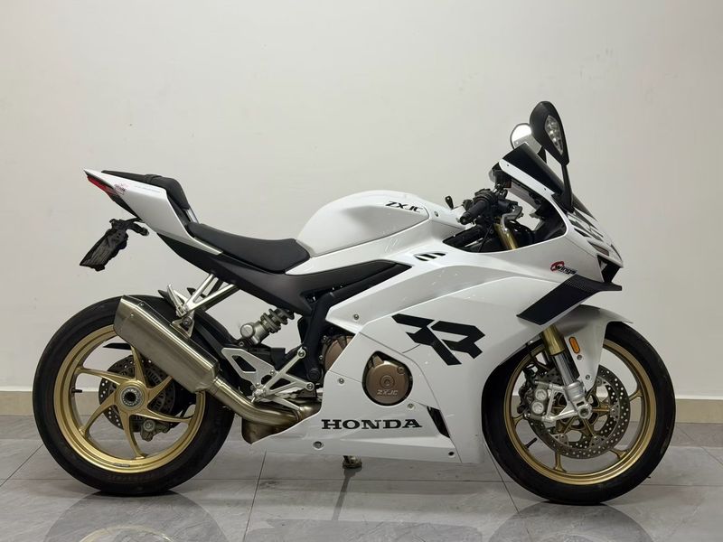 二手张雪机车500RR