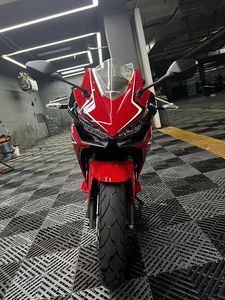 二手本田CBR400R
