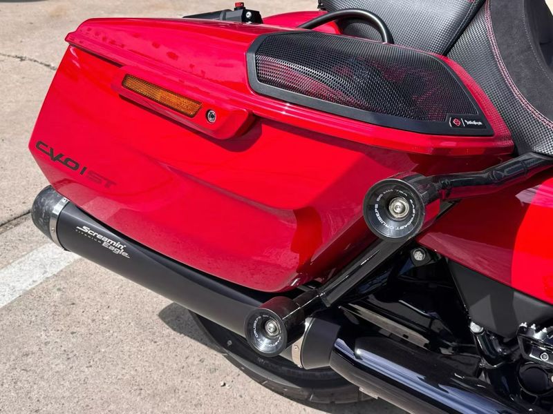 二手哈雷戴维森公路滑翔 Road Glide