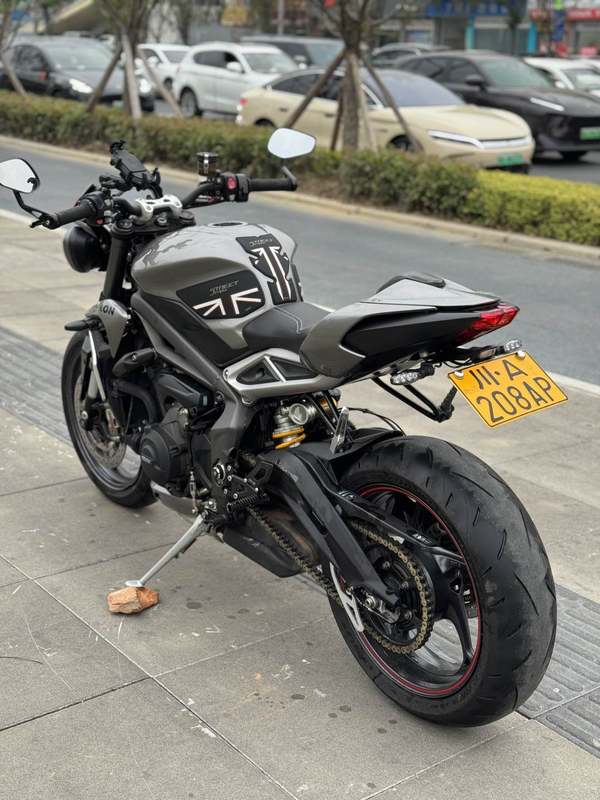 二手凯旋Street Triple 765