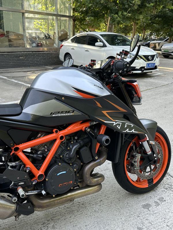 二手KTMR2R1290 Super Duke