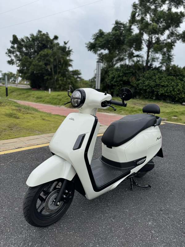 二手新大洲本田NS125LA
