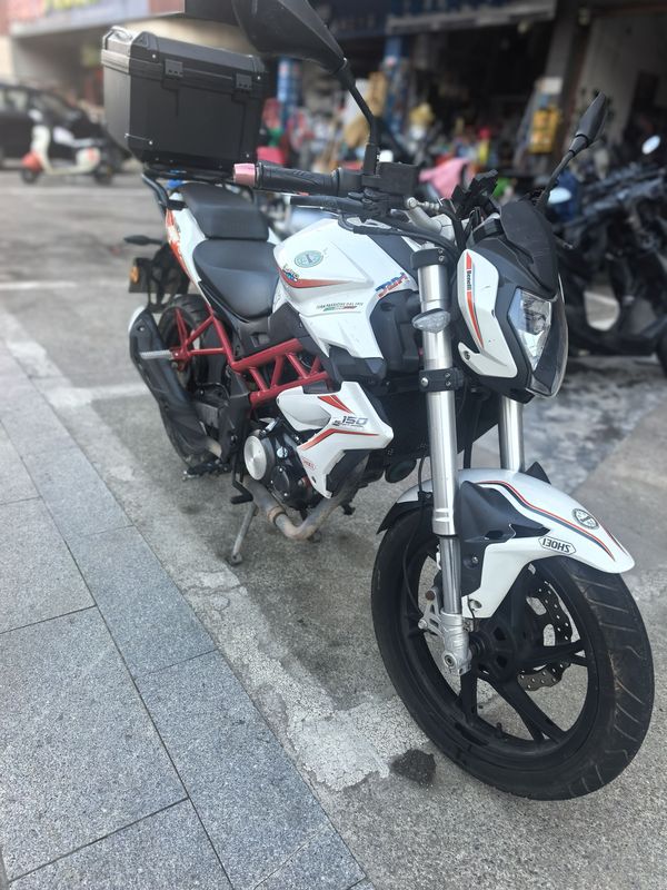 二手贝纳利红宝龙 TNT150i