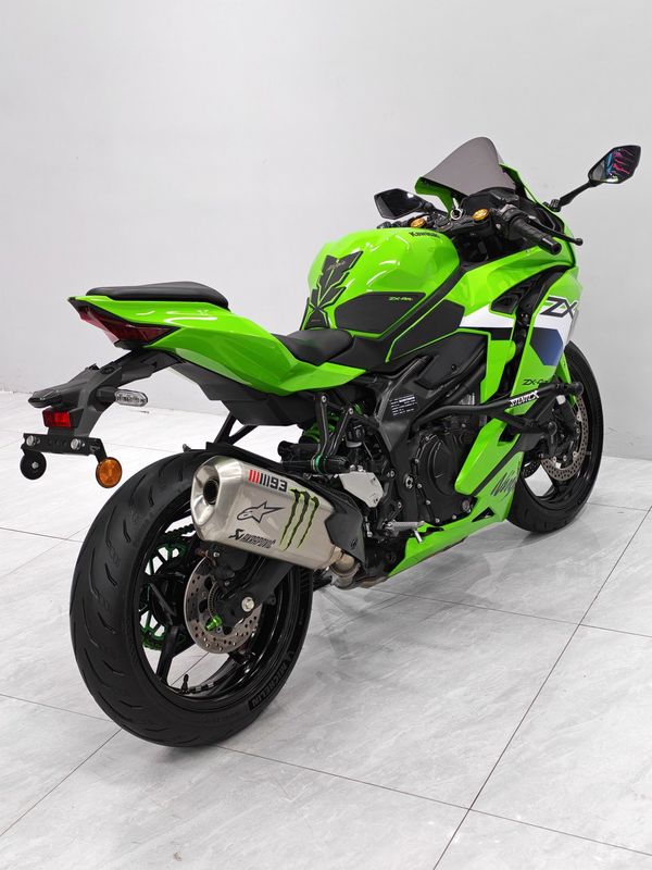二手川崎ZX-4R