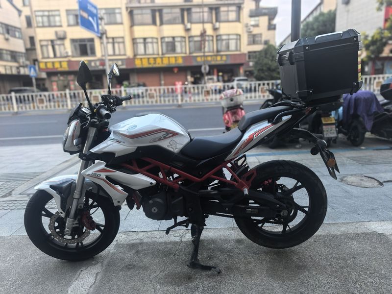 二手贝纳利红宝龙 TNT150i