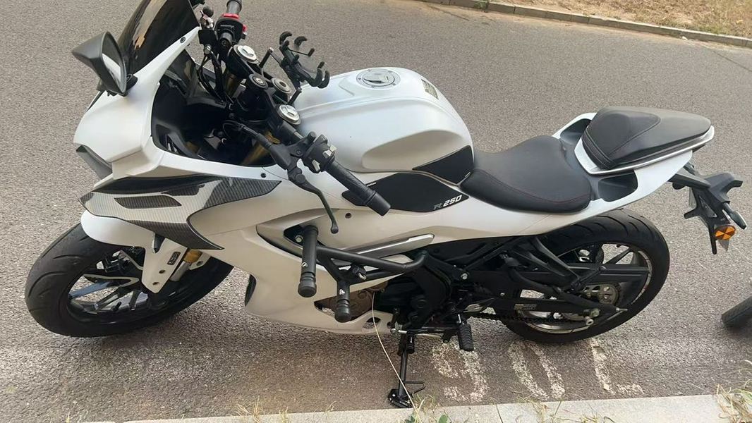 二手QJMOTOR赛250
