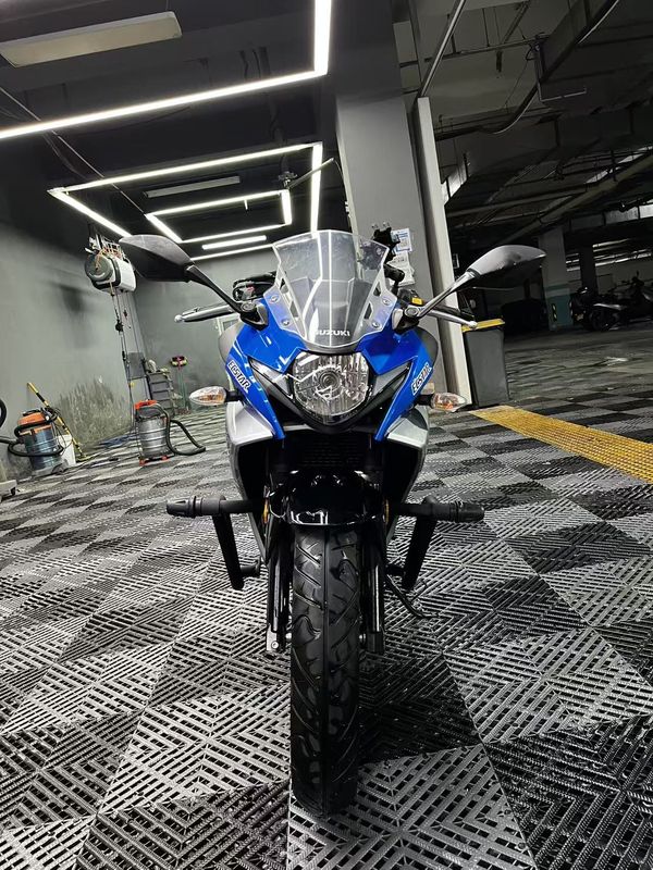 二手豪爵铃木GSX250R