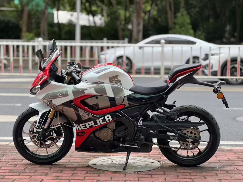 二手QJMOTOR赛250