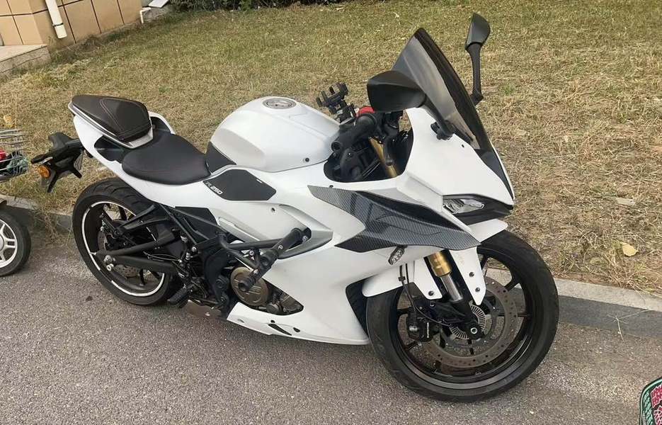 二手QJMOTOR赛250