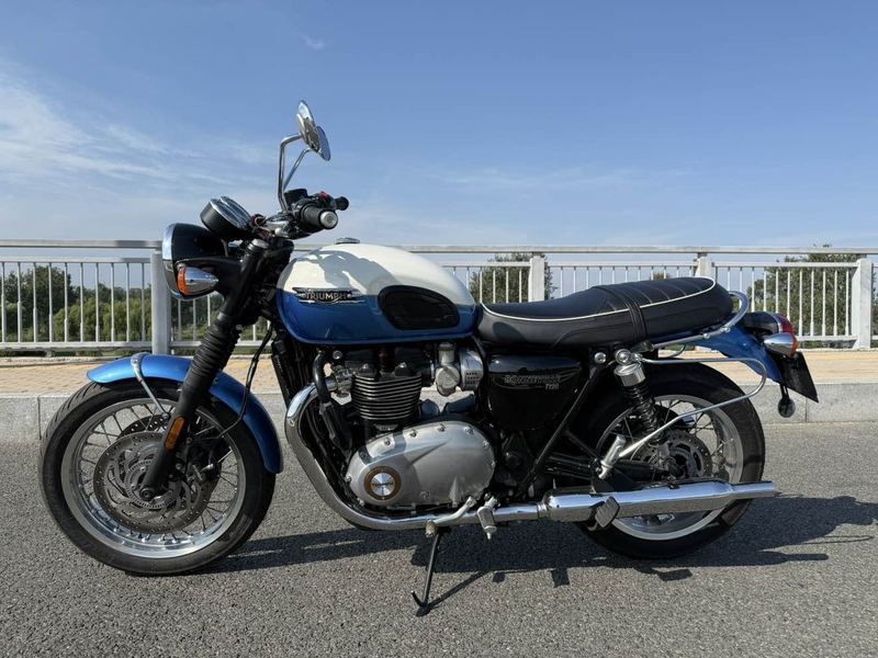 二手凯旋Bonneville T120