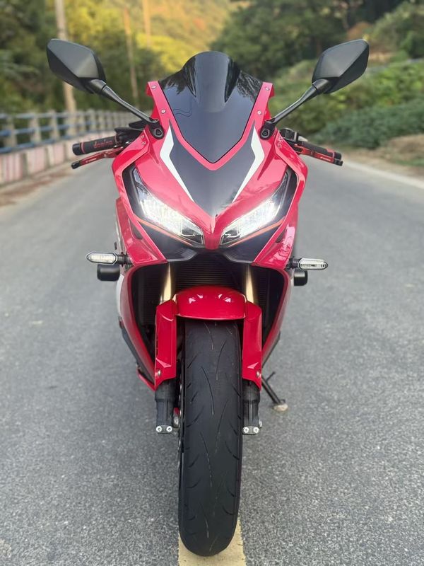 二手本田CBR650R