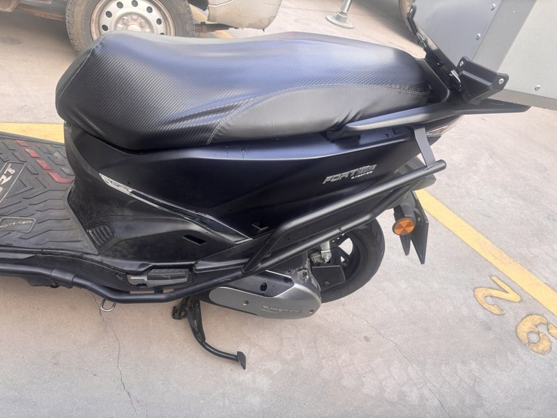 二手QJMOTOR鸿150RS