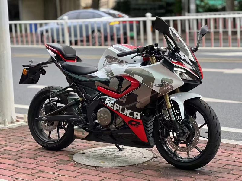 二手QJMOTOR赛250