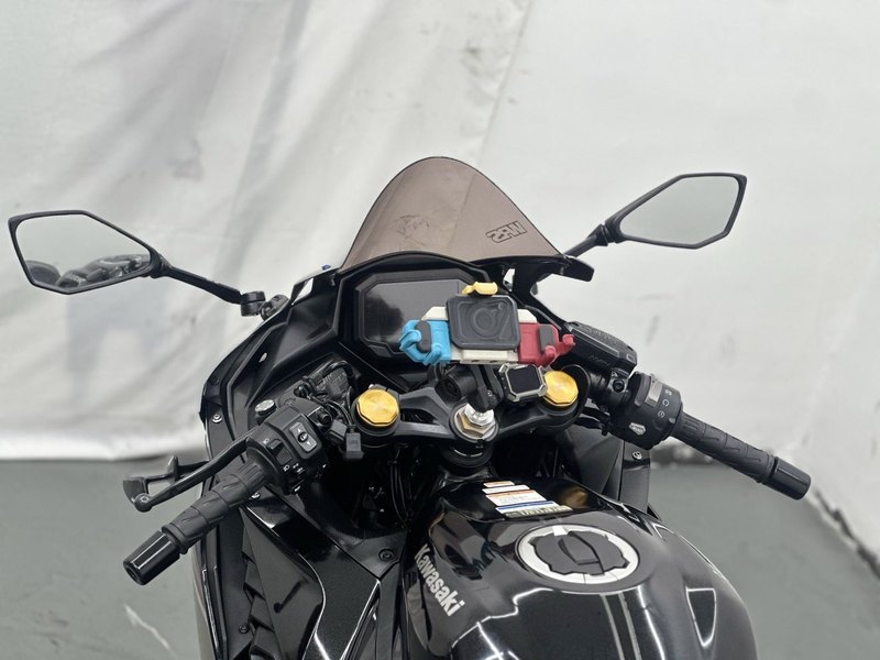 二手川崎ZX-4R